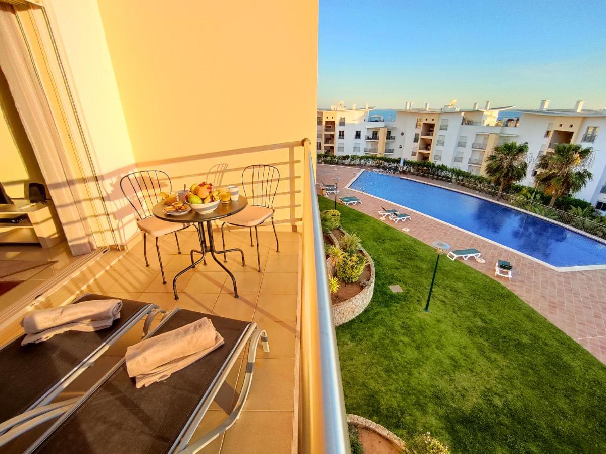 Modern Ocean, Garden & Pool View Condo By Becherish Albufeira Extérieur photo