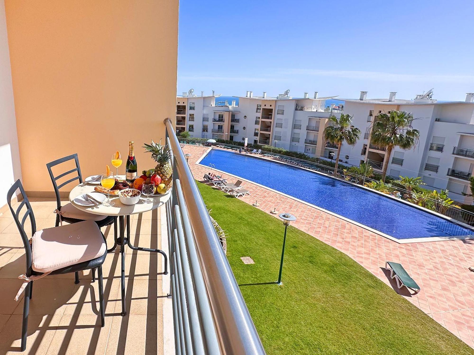 Modern Ocean, Garden & Pool View Condo By Becherish Albufeira Extérieur photo