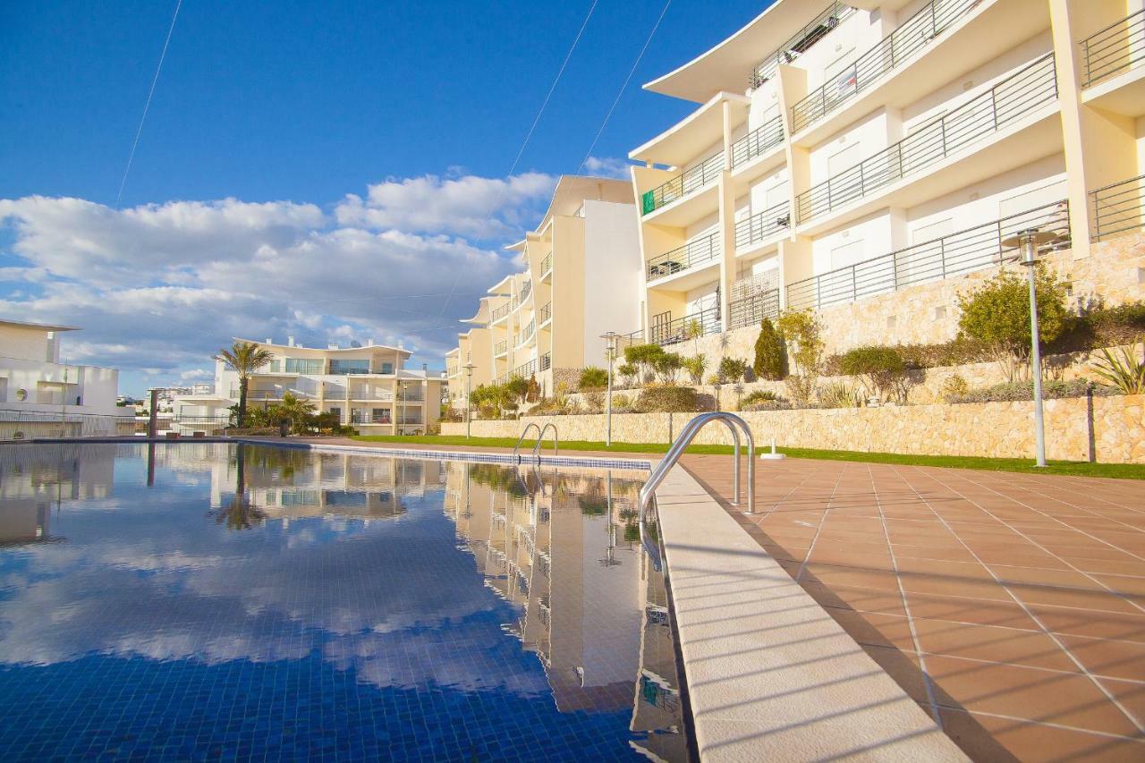 Modern Ocean, Garden & Pool View Condo By Becherish Albufeira Extérieur photo